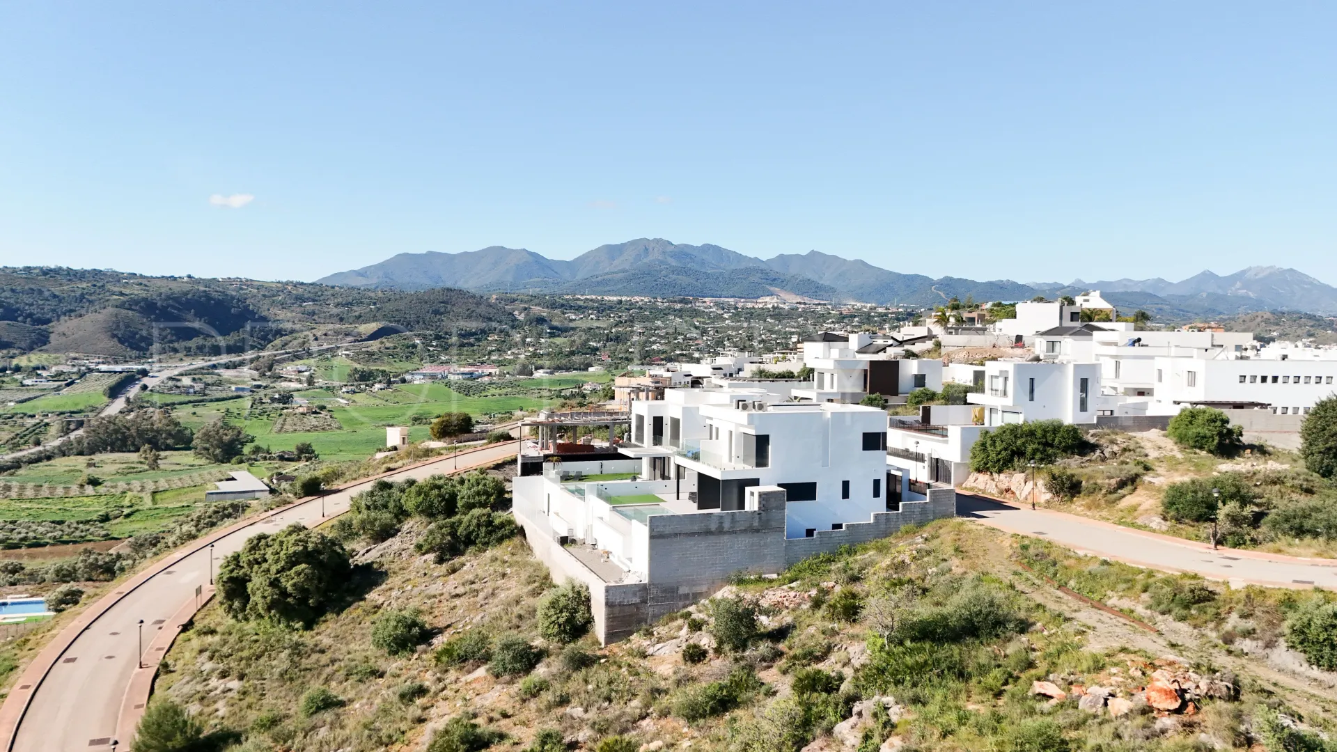Plot for sale in Coin