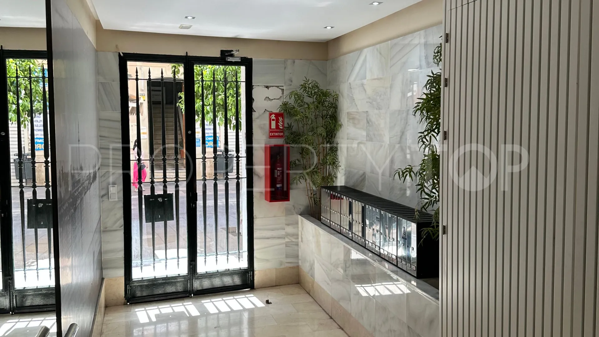 Buy apartment in Malaga