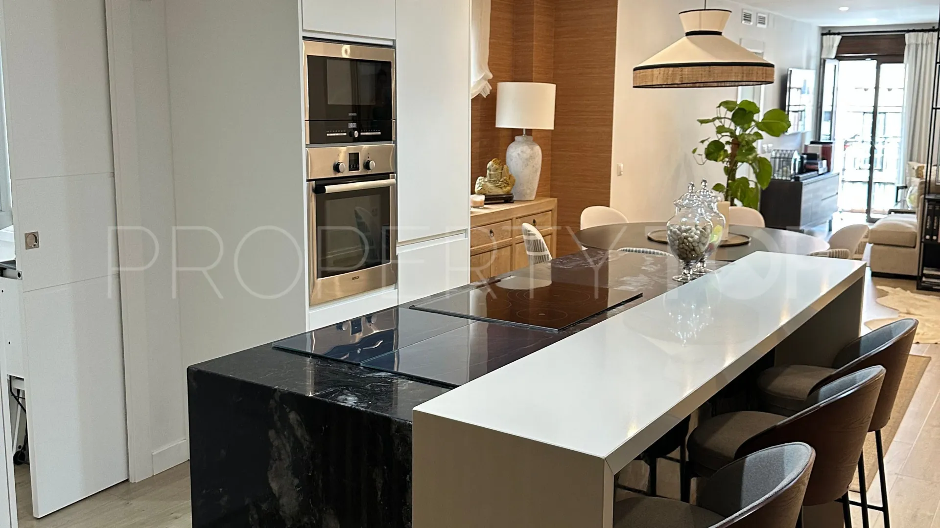 Buy apartment in Malaga