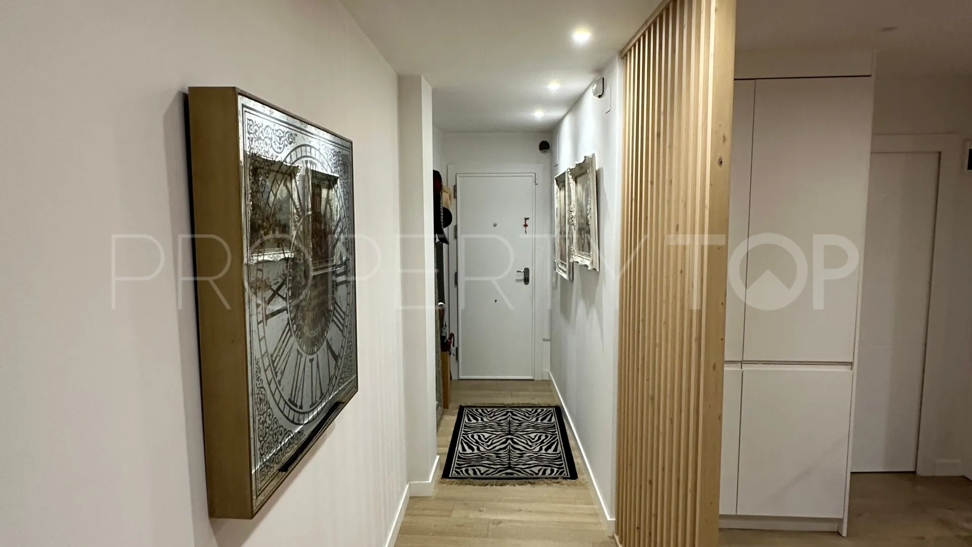 Buy apartment in Malaga