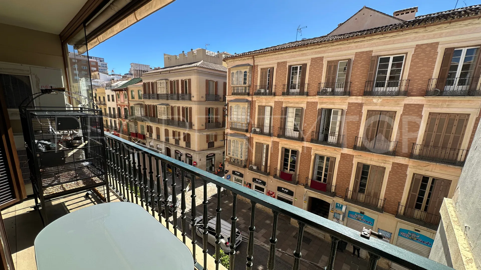 Buy apartment in Malaga