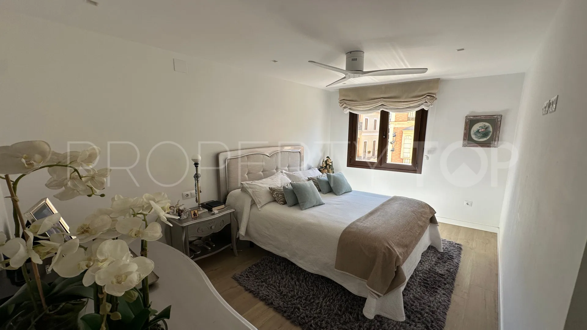 Buy apartment in Malaga