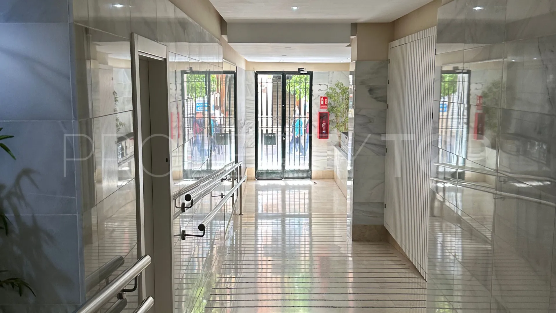 Buy apartment in Malaga