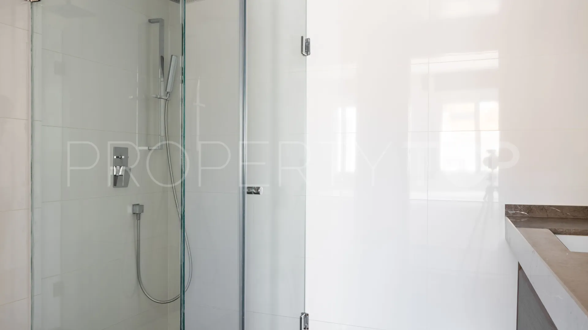 Apartamento con 2 dormitorios en venta en Malaga
