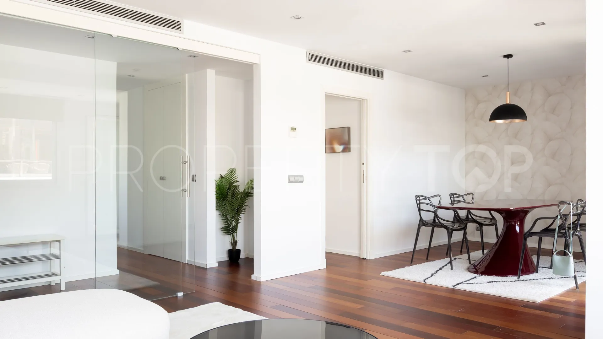 Apartamento con 2 dormitorios en venta en Malaga