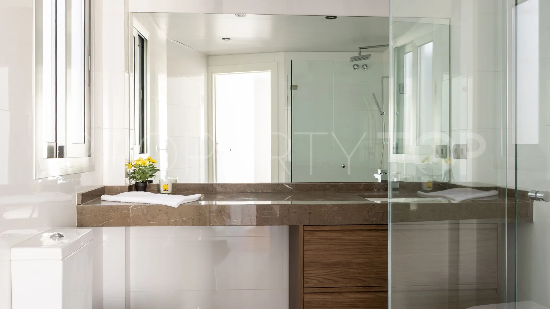 Apartamento con 2 dormitorios en venta en Malaga