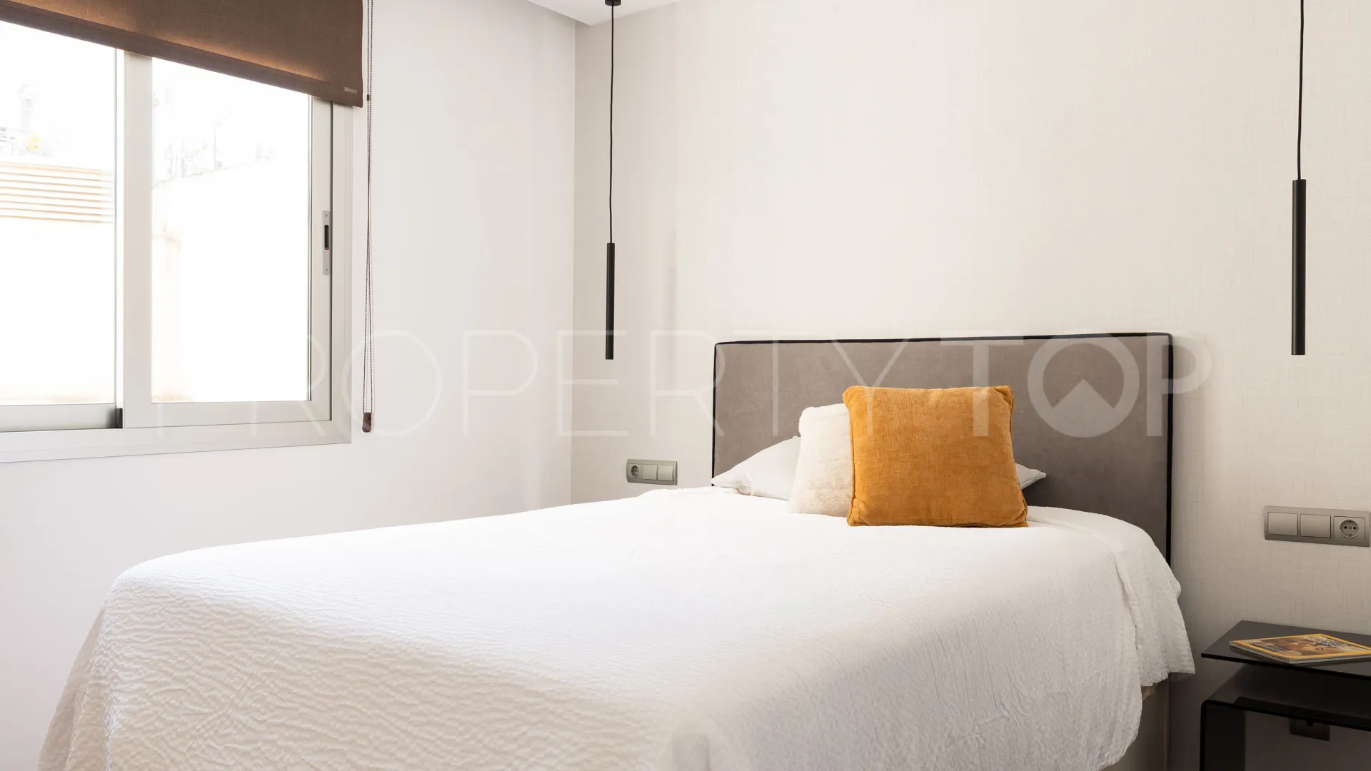 Apartamento con 2 dormitorios en venta en Malaga