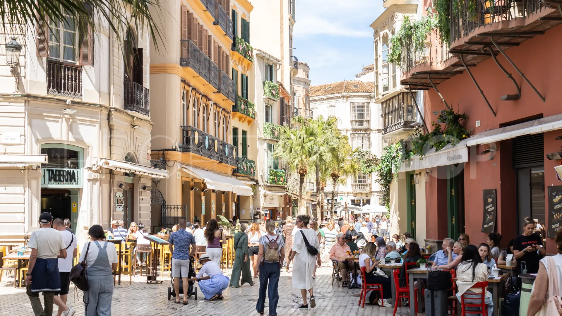 Apartamento con 2 dormitorios en venta en Malaga