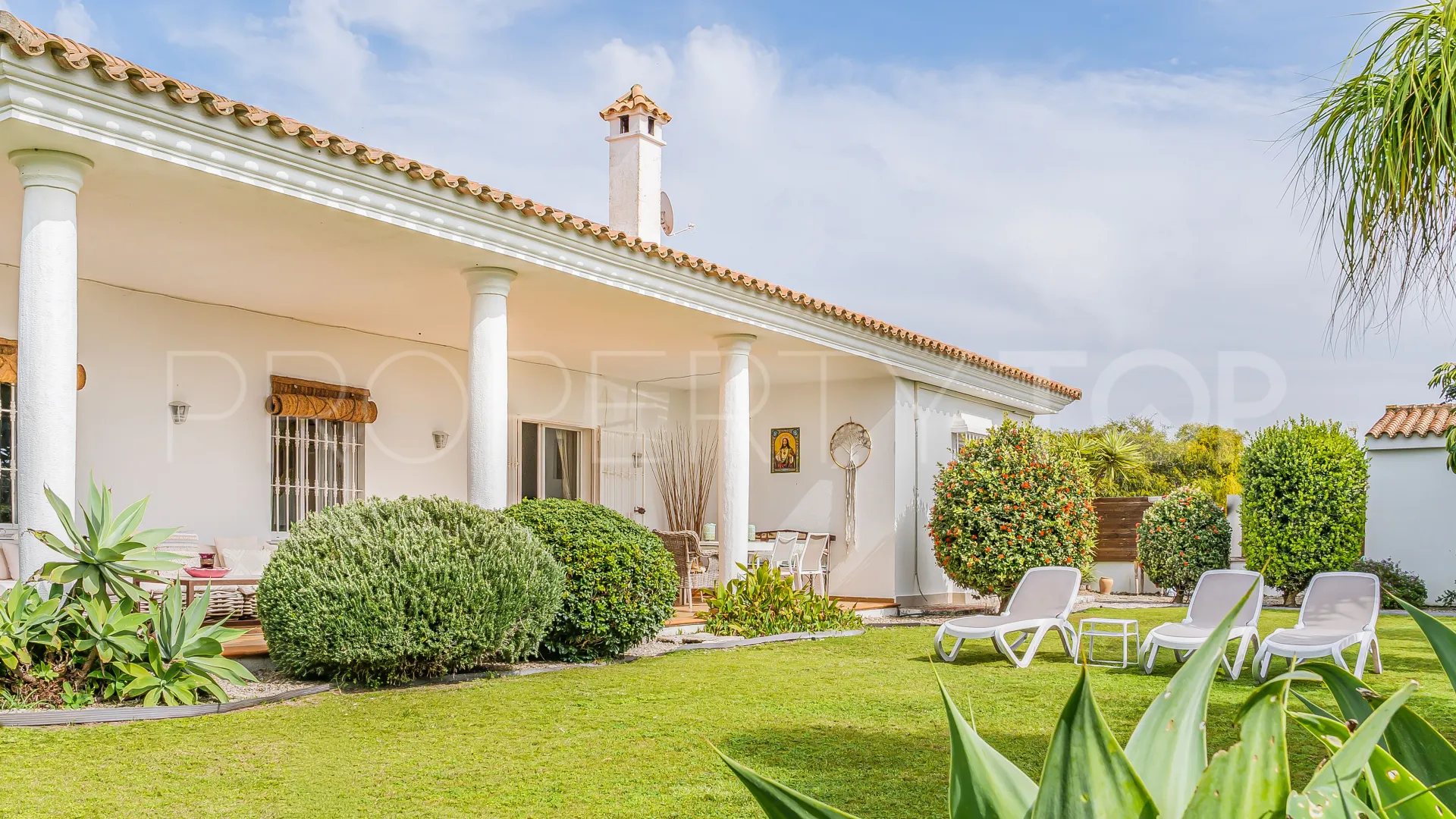 Los Caños de Meca, finca con 6 dormitorios en venta