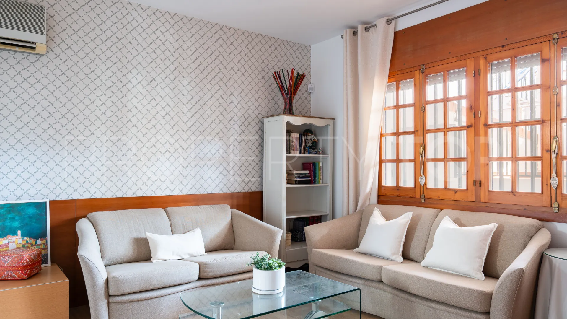 For sale house in Velez Malaga with 7 bedrooms