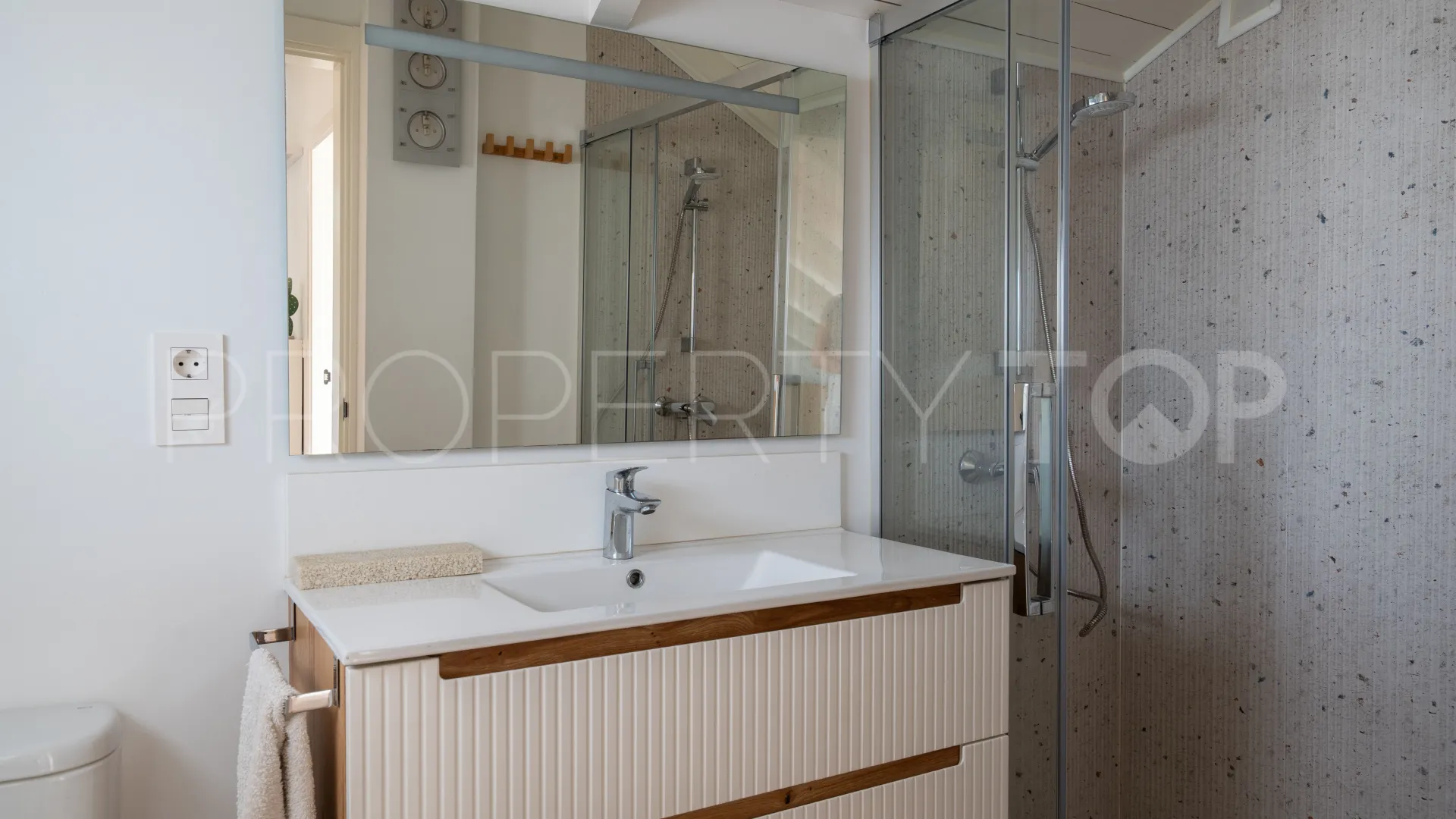For sale house in Velez Malaga with 7 bedrooms