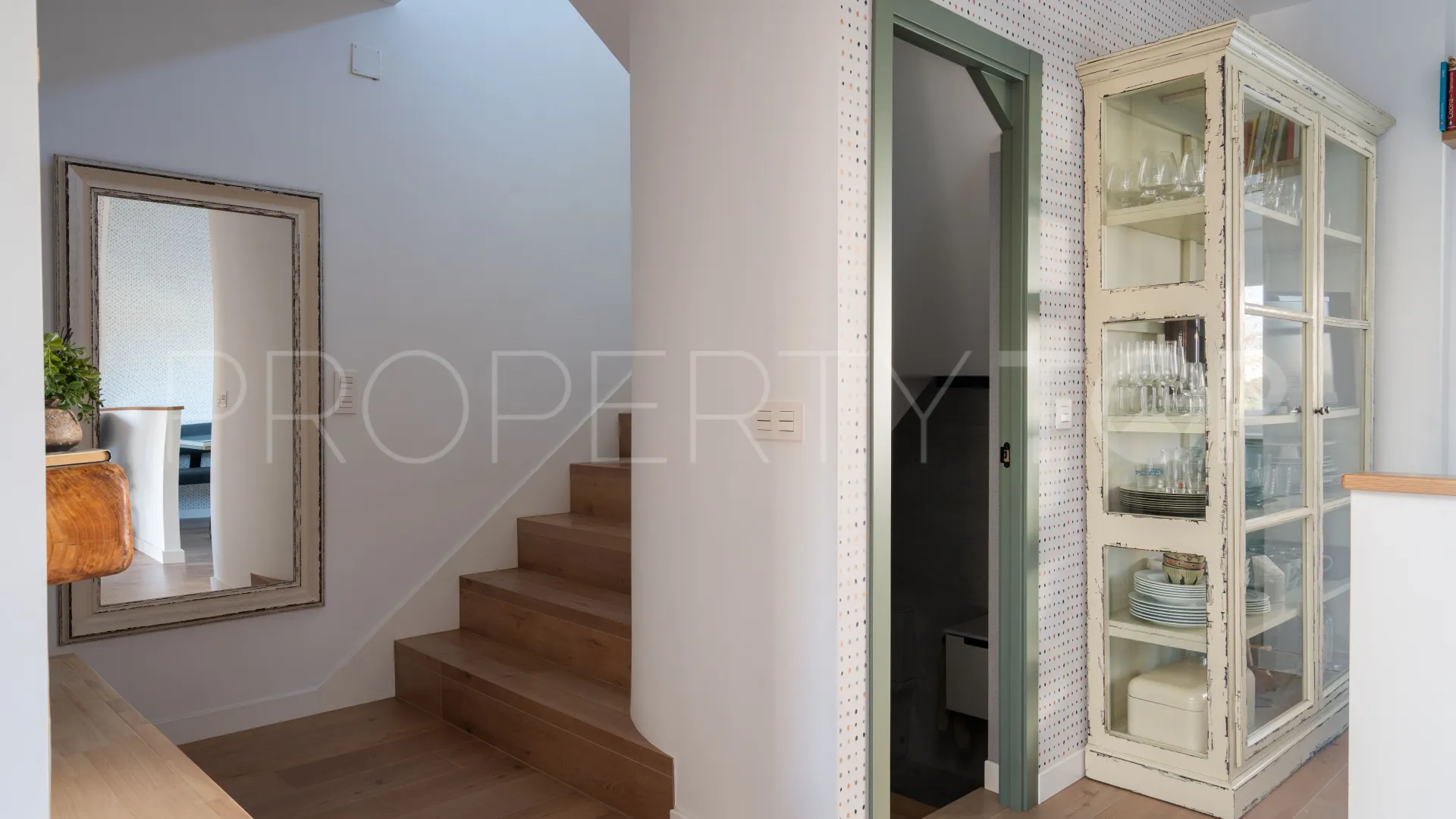 For sale house in Velez Malaga with 7 bedrooms