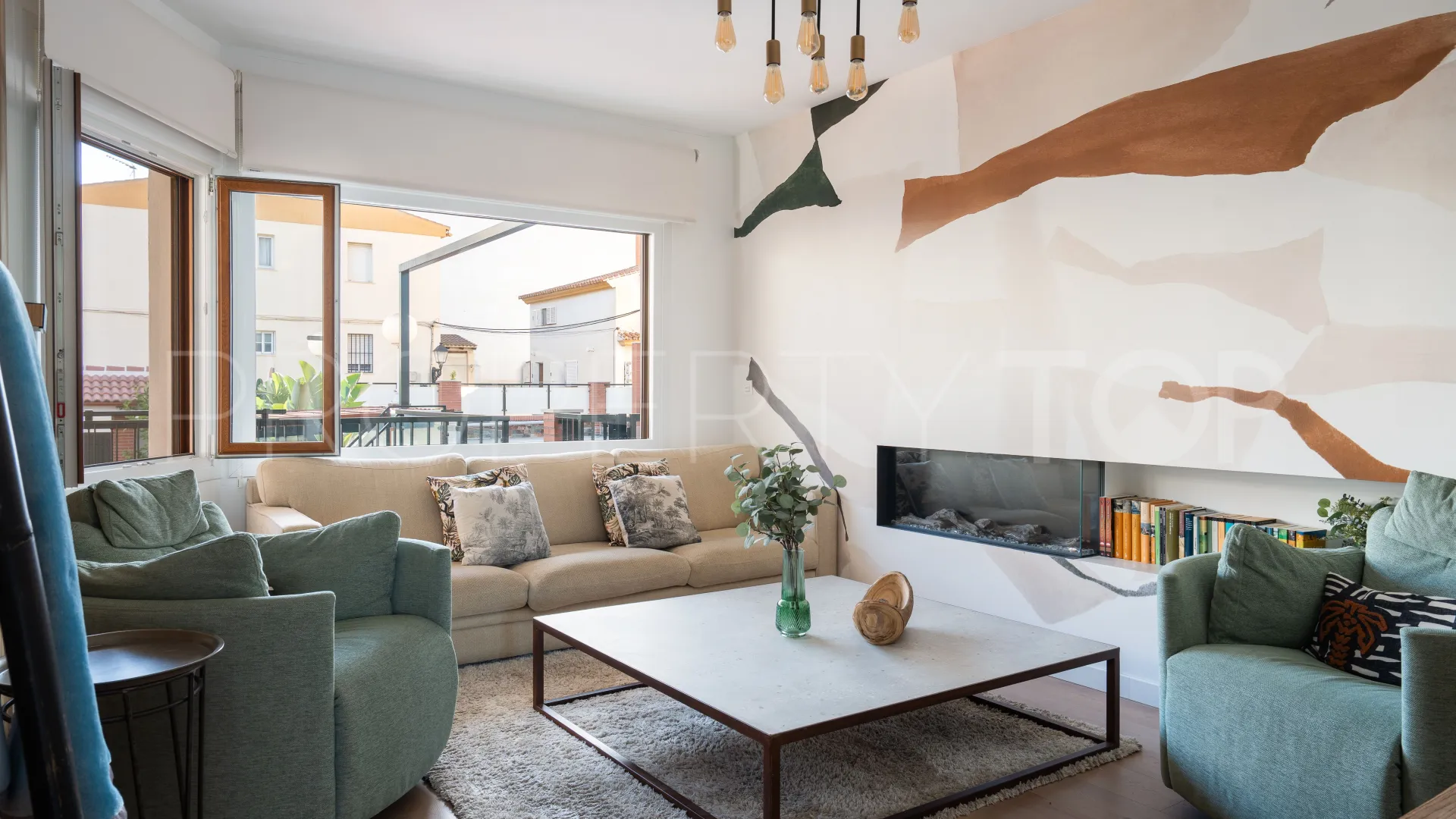 For sale house in Velez Malaga with 7 bedrooms