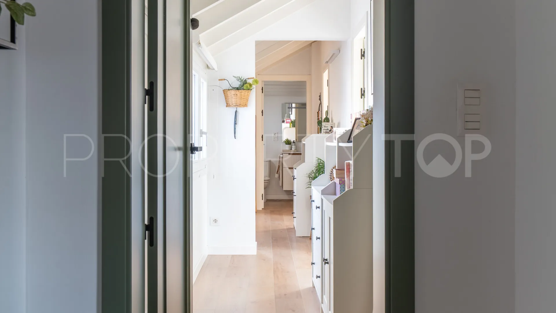 For sale house in Velez Malaga with 7 bedrooms