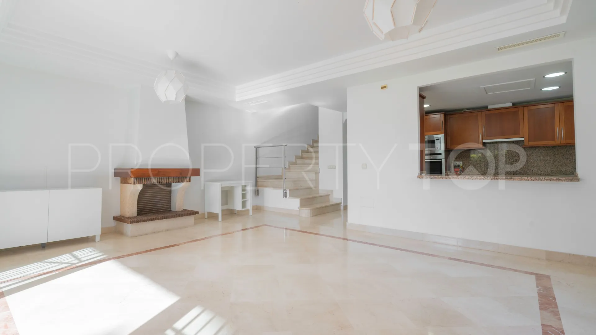 Semi detached house with 3 bedrooms for sale in Riviera del Sol