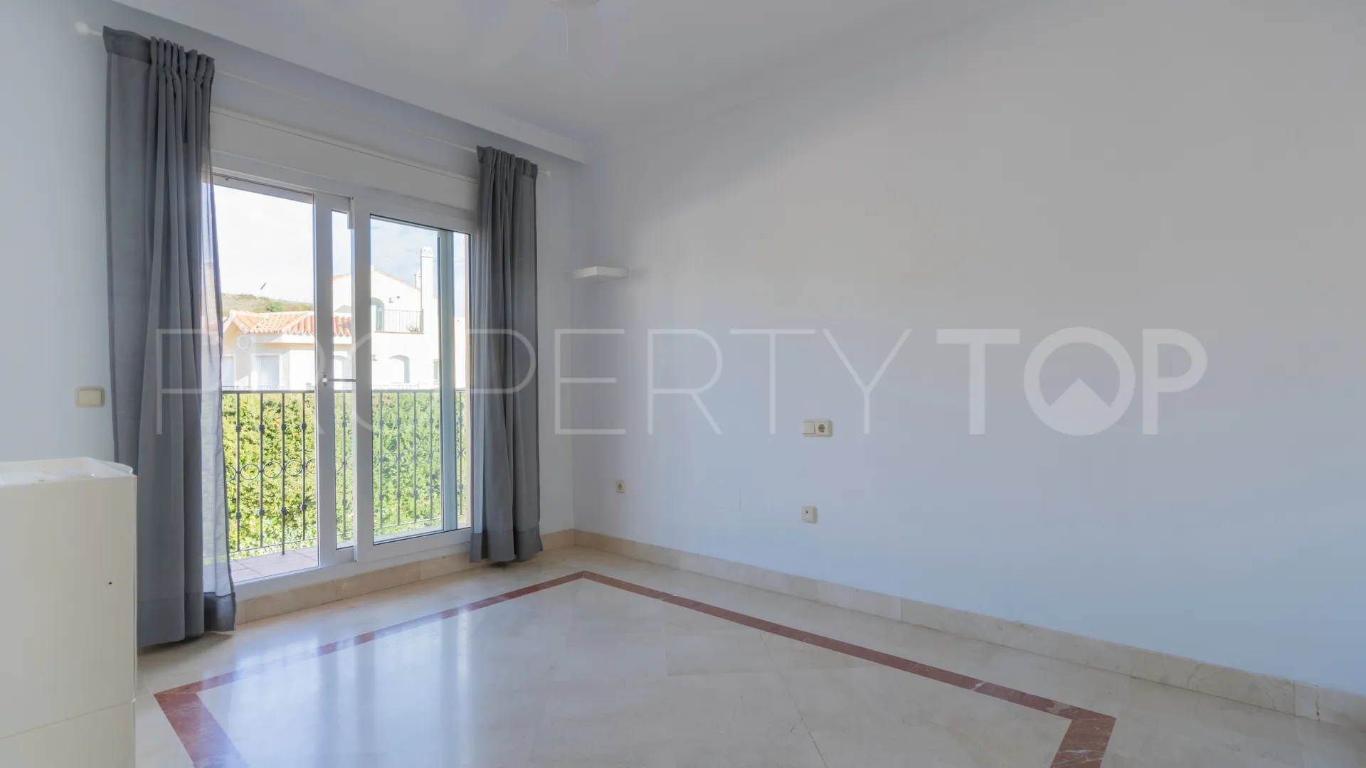 Semi detached house with 3 bedrooms for sale in Riviera del Sol
