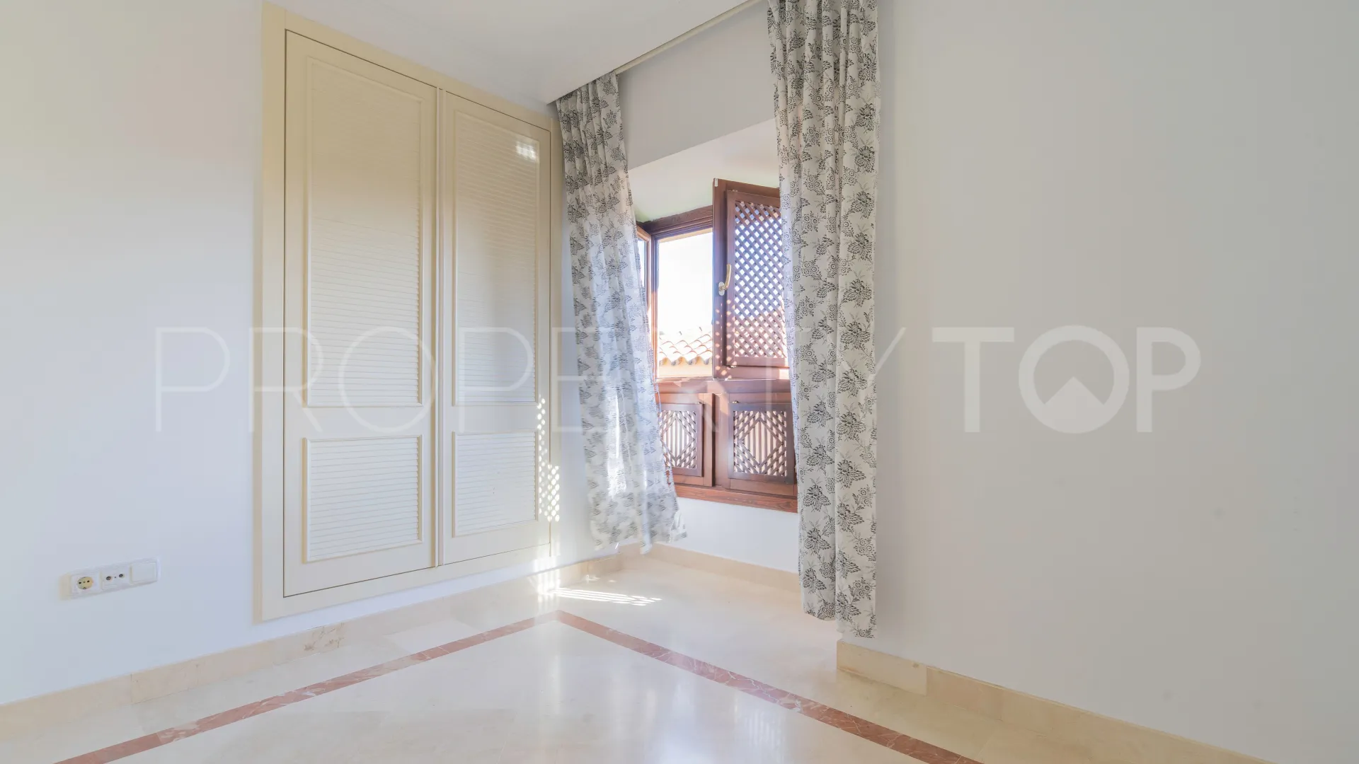 Semi detached house with 3 bedrooms for sale in Riviera del Sol