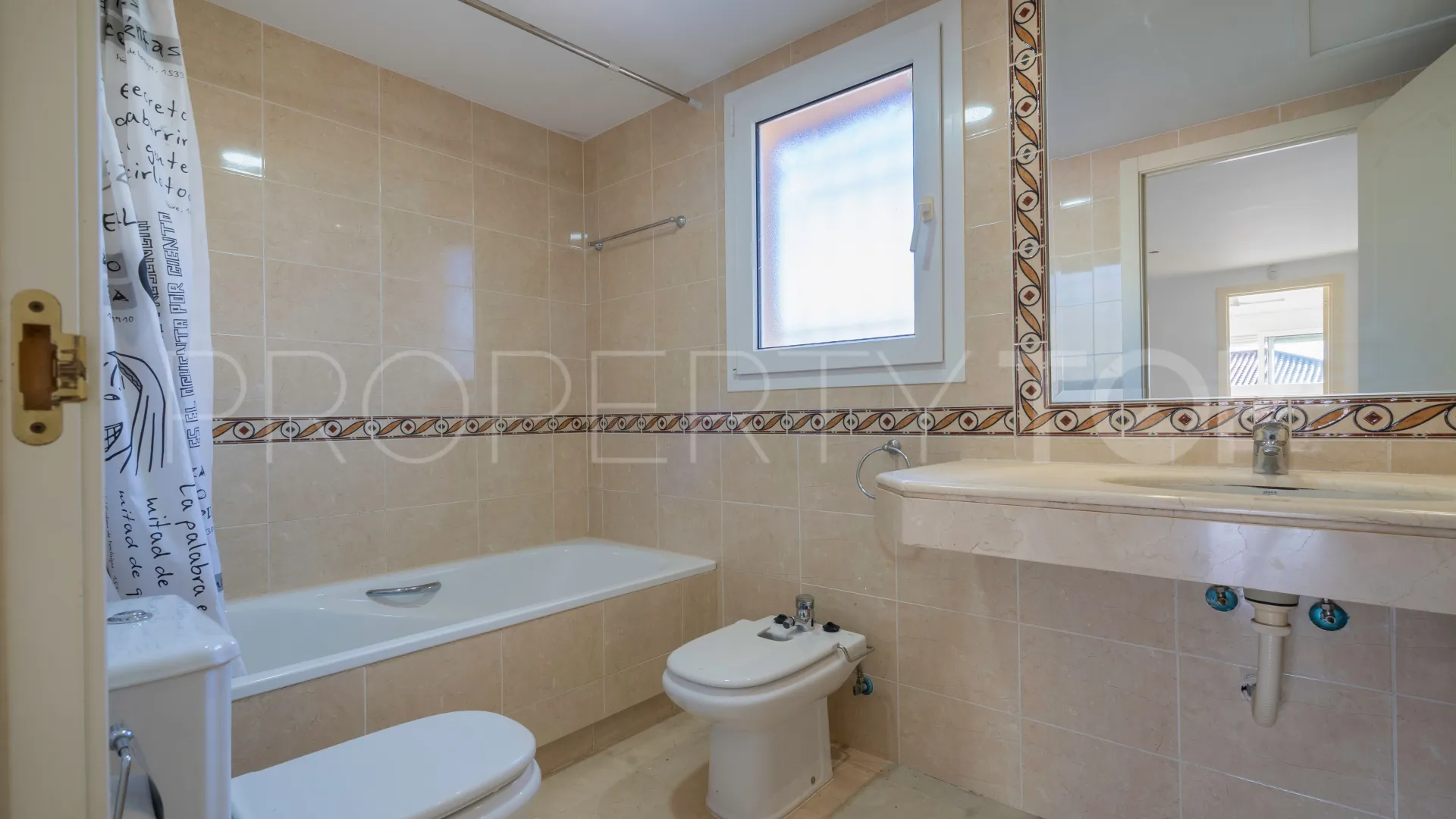 Semi detached house with 3 bedrooms for sale in Riviera del Sol