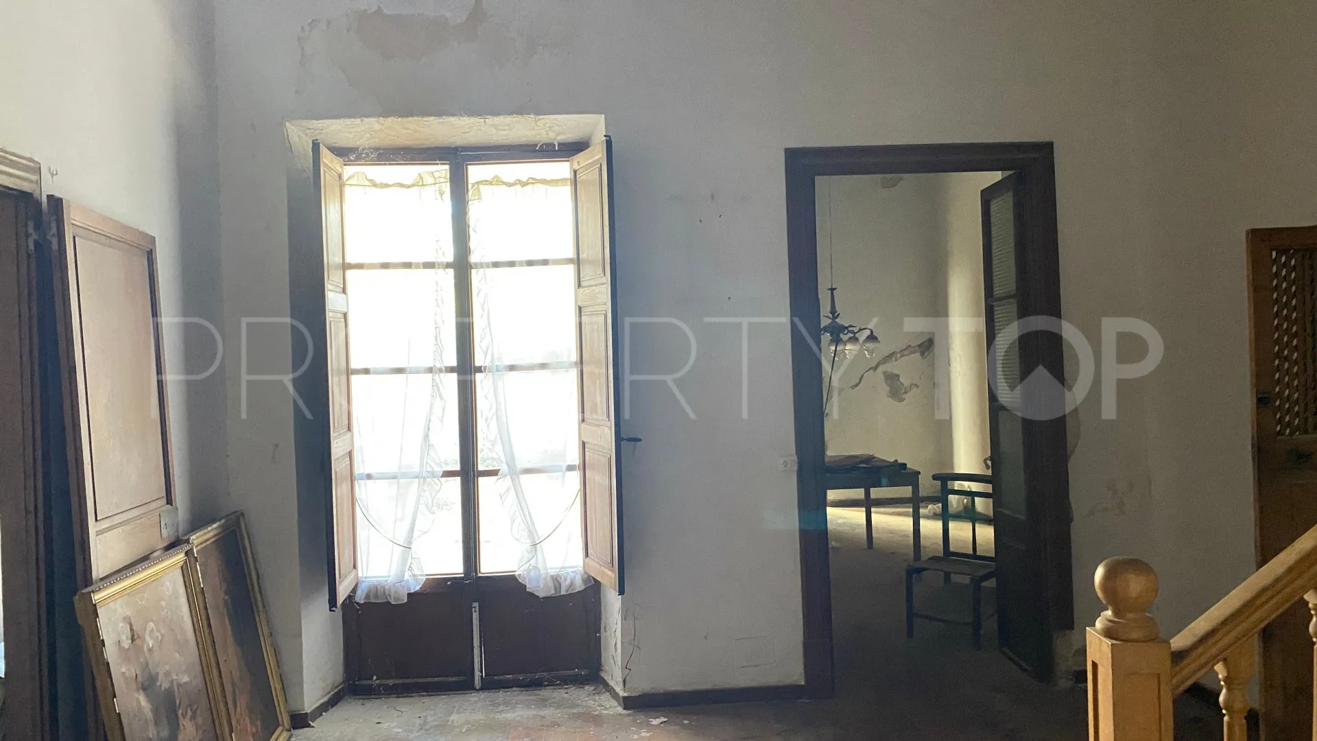 Buy town house in Alaro