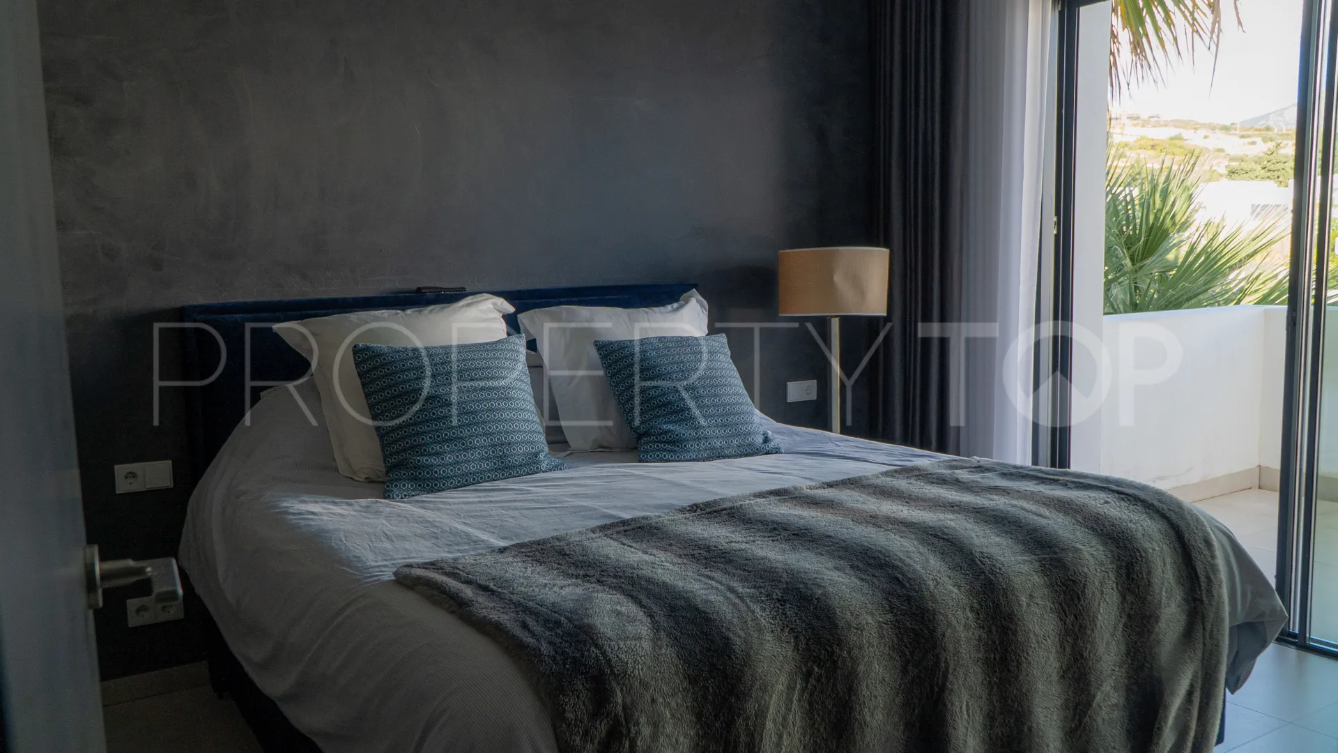 Buy Cala de Mijas villa