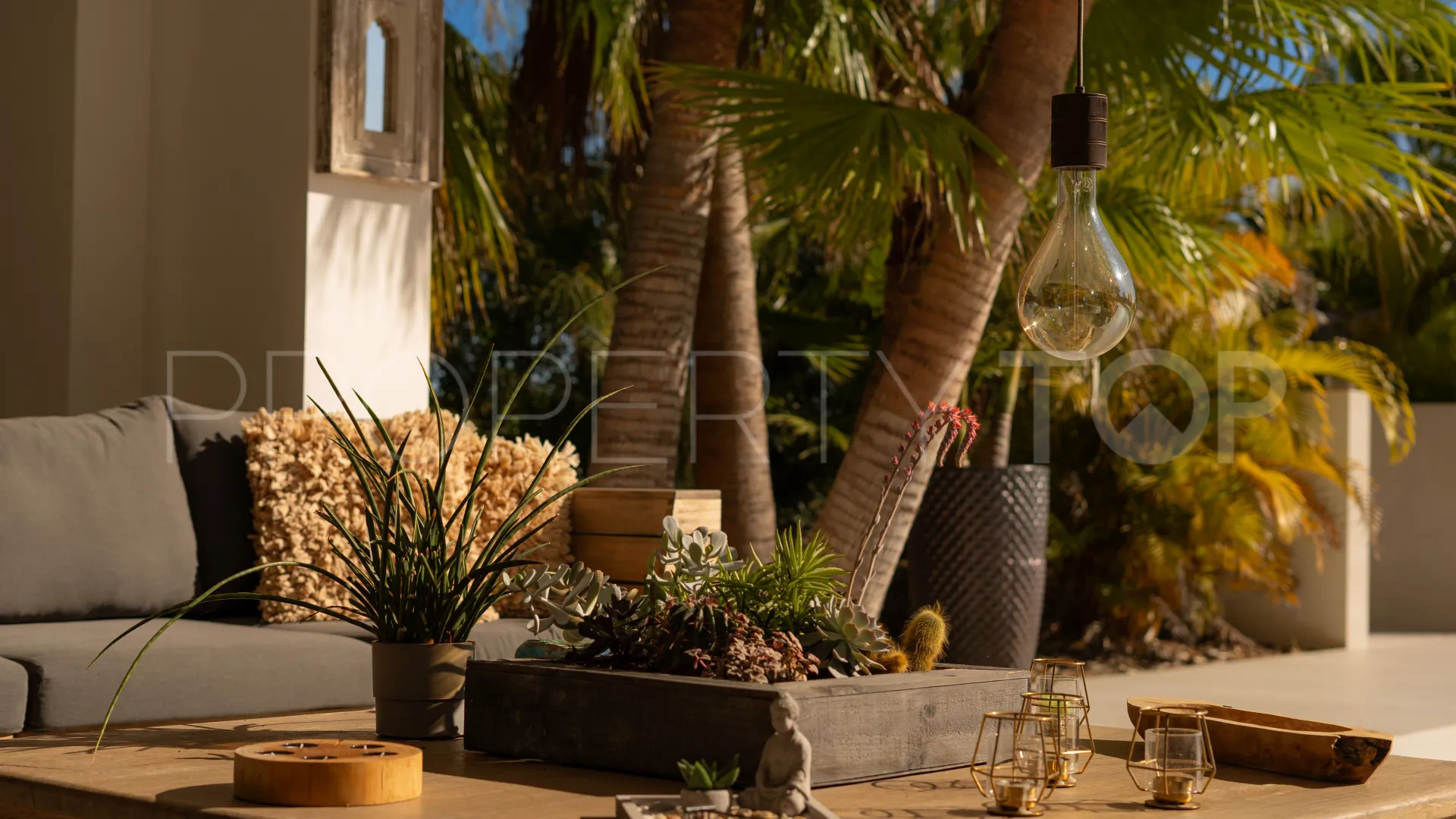 Buy Cala de Mijas villa