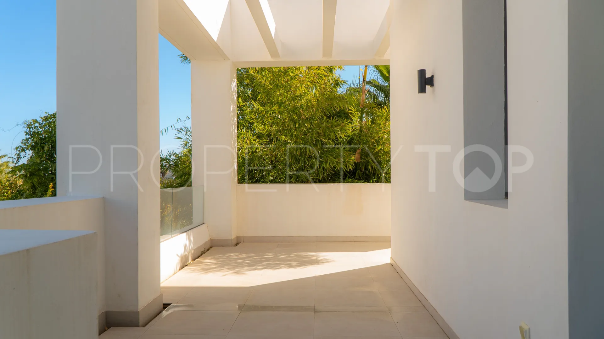 Buy Cala de Mijas villa
