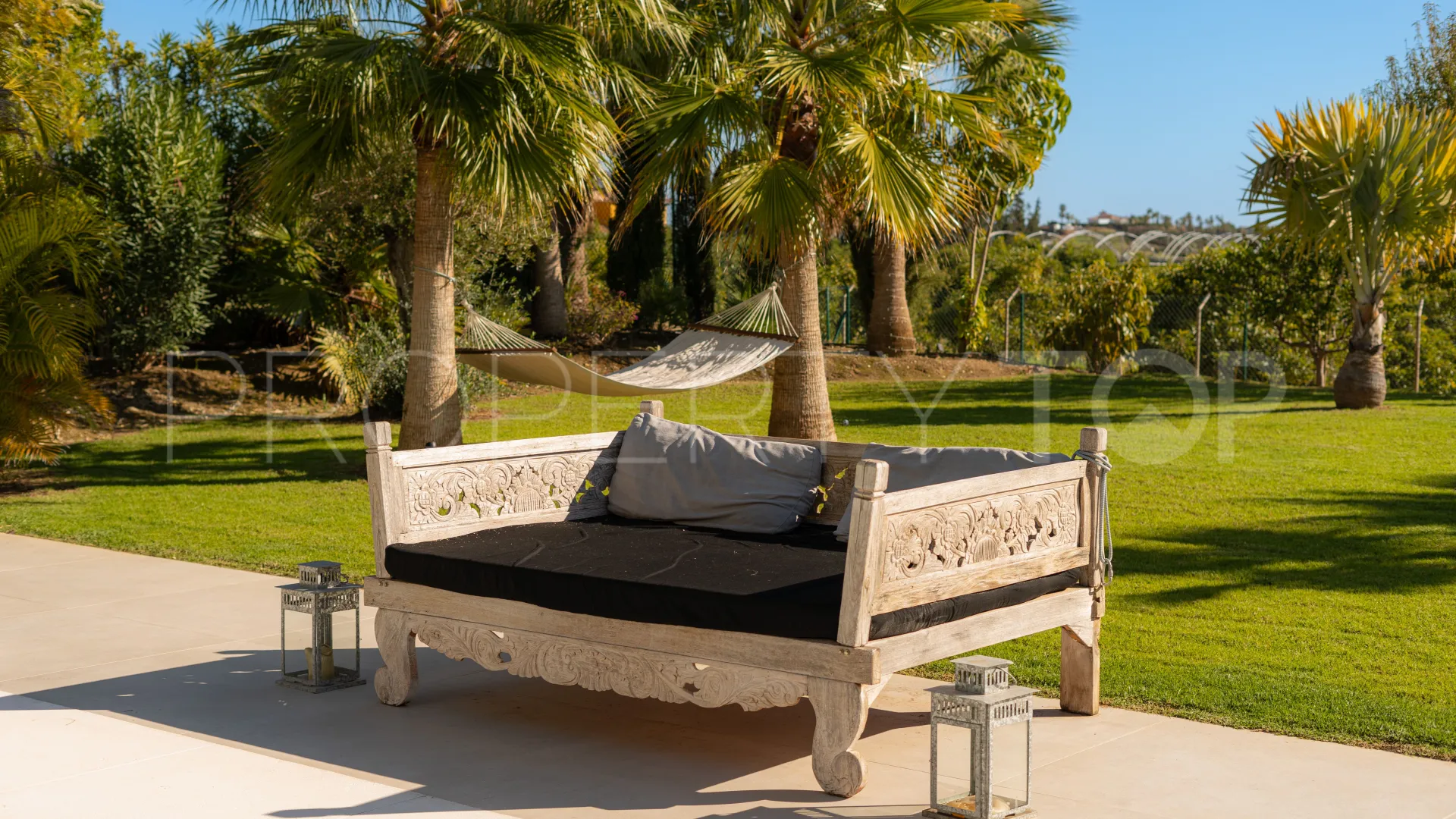 Buy Cala de Mijas villa