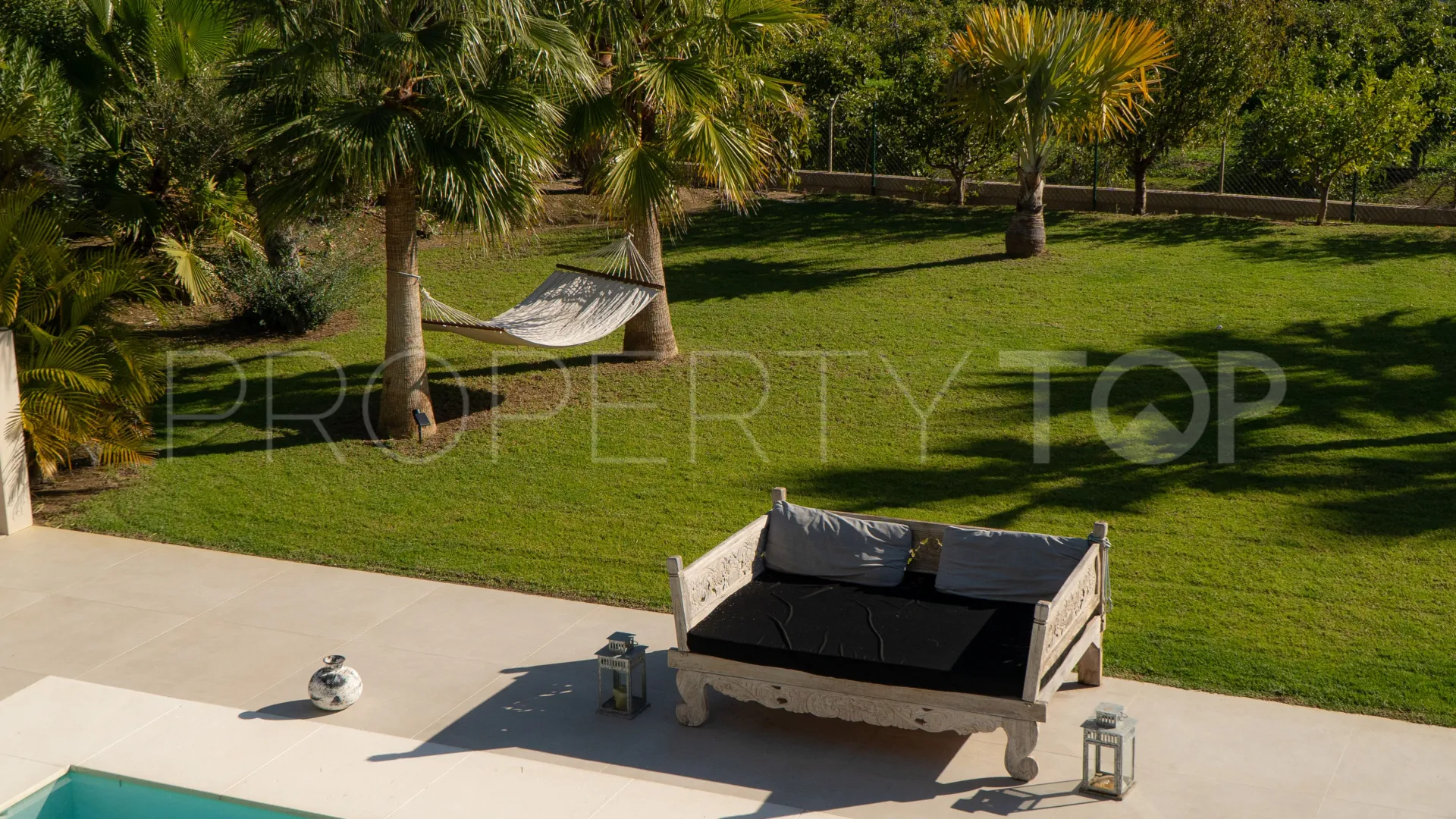 Buy Cala de Mijas villa