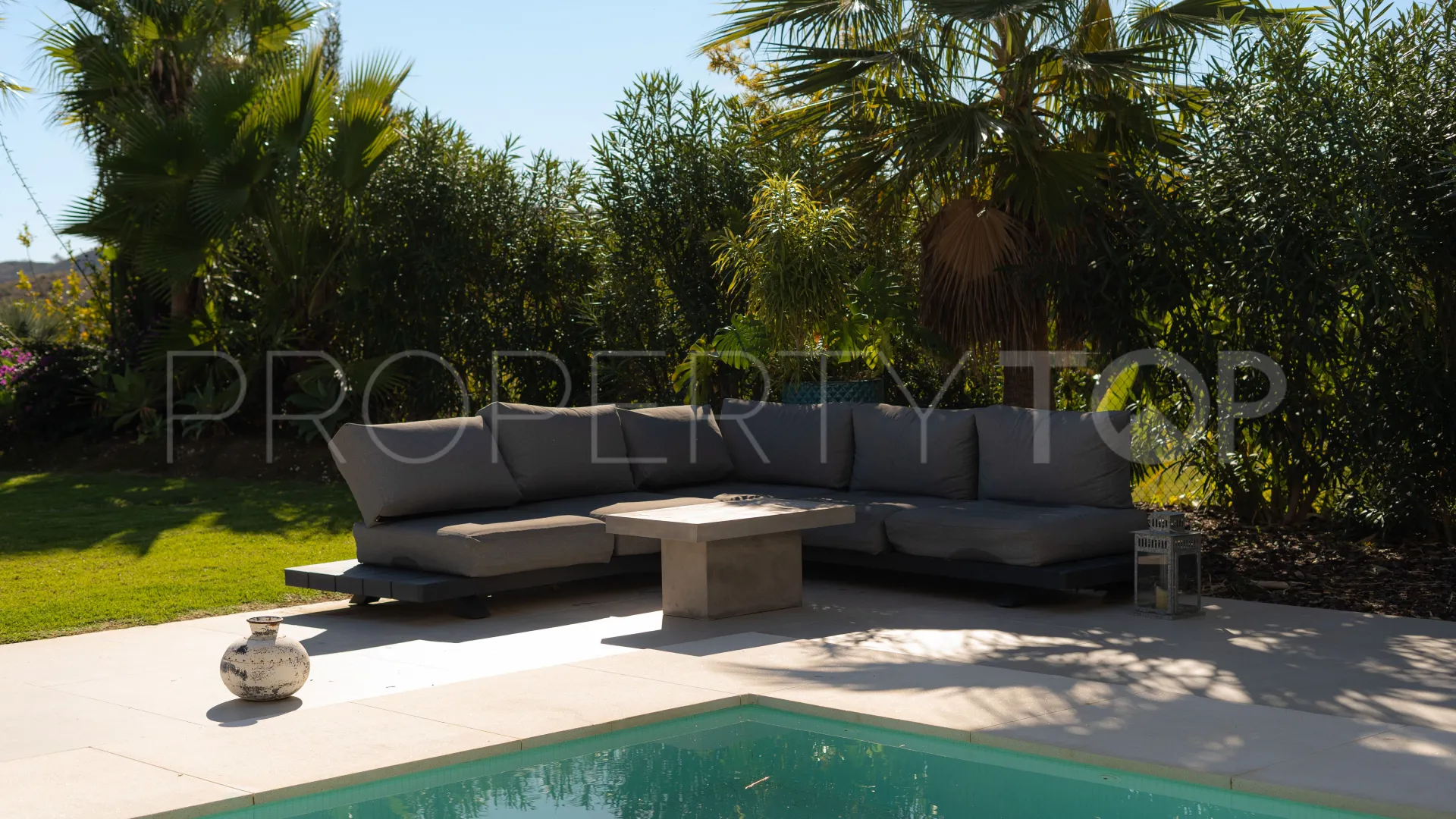 Buy Cala de Mijas villa