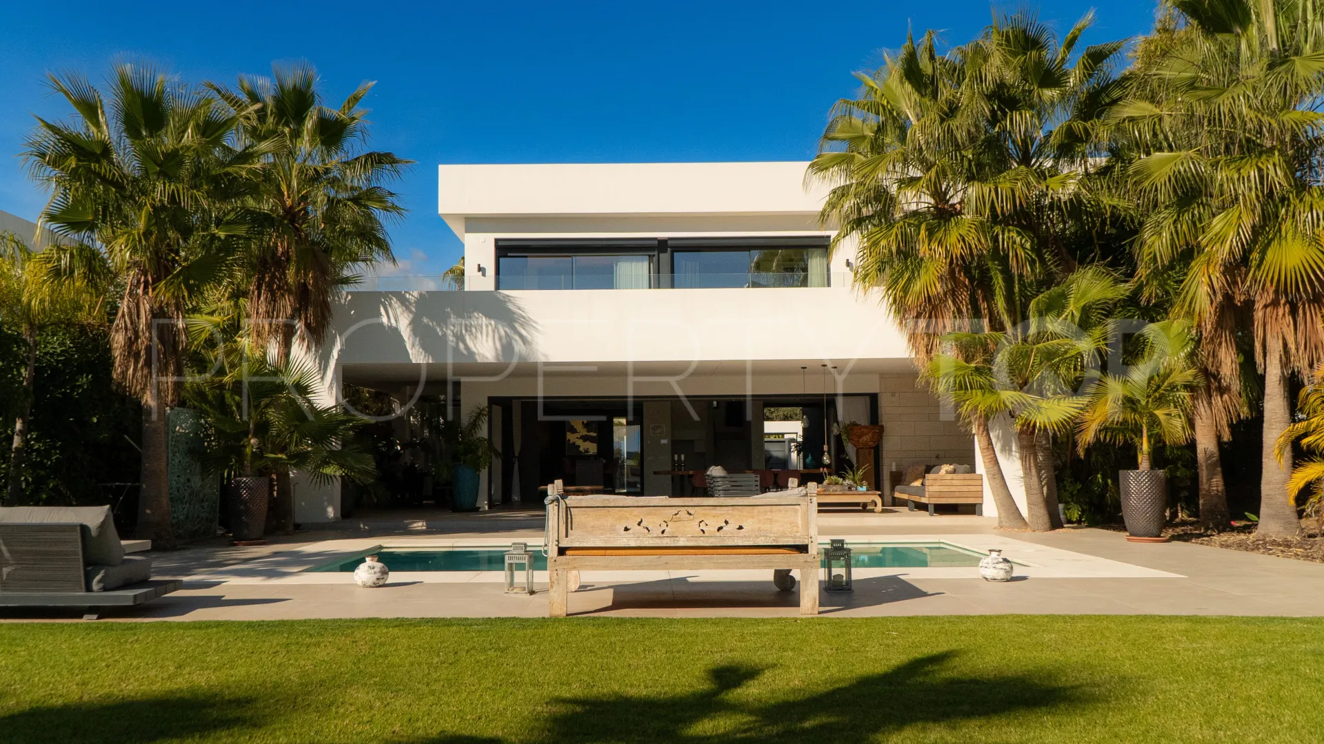 Buy Cala de Mijas villa