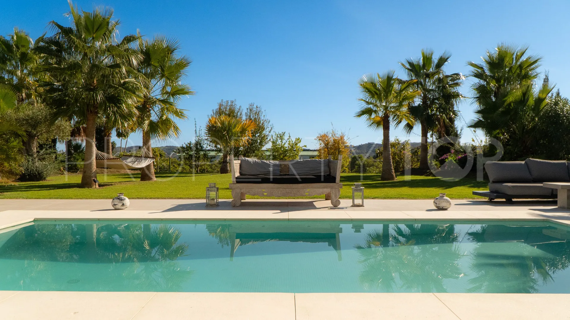 Buy Cala de Mijas villa