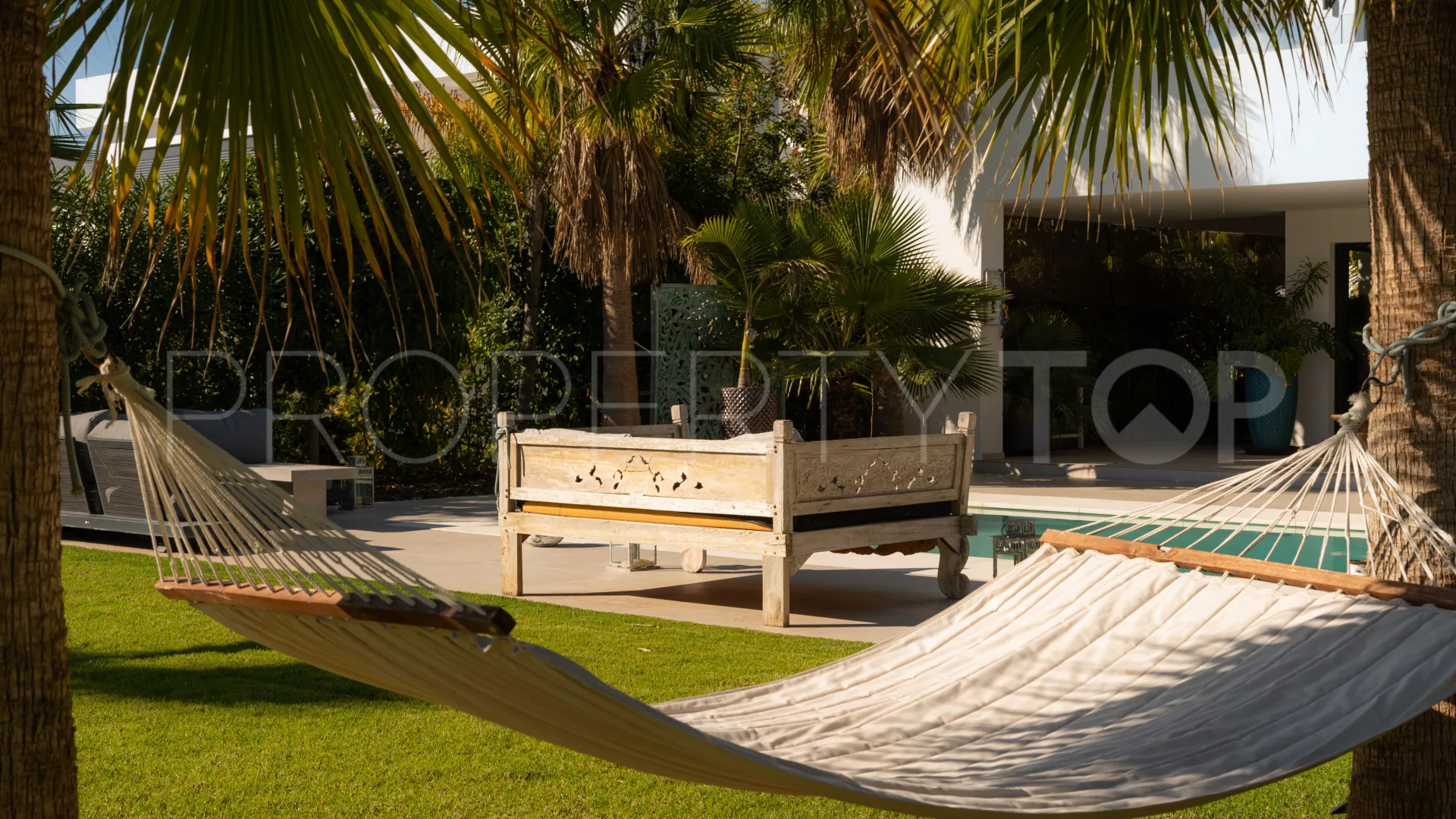Buy Cala de Mijas villa