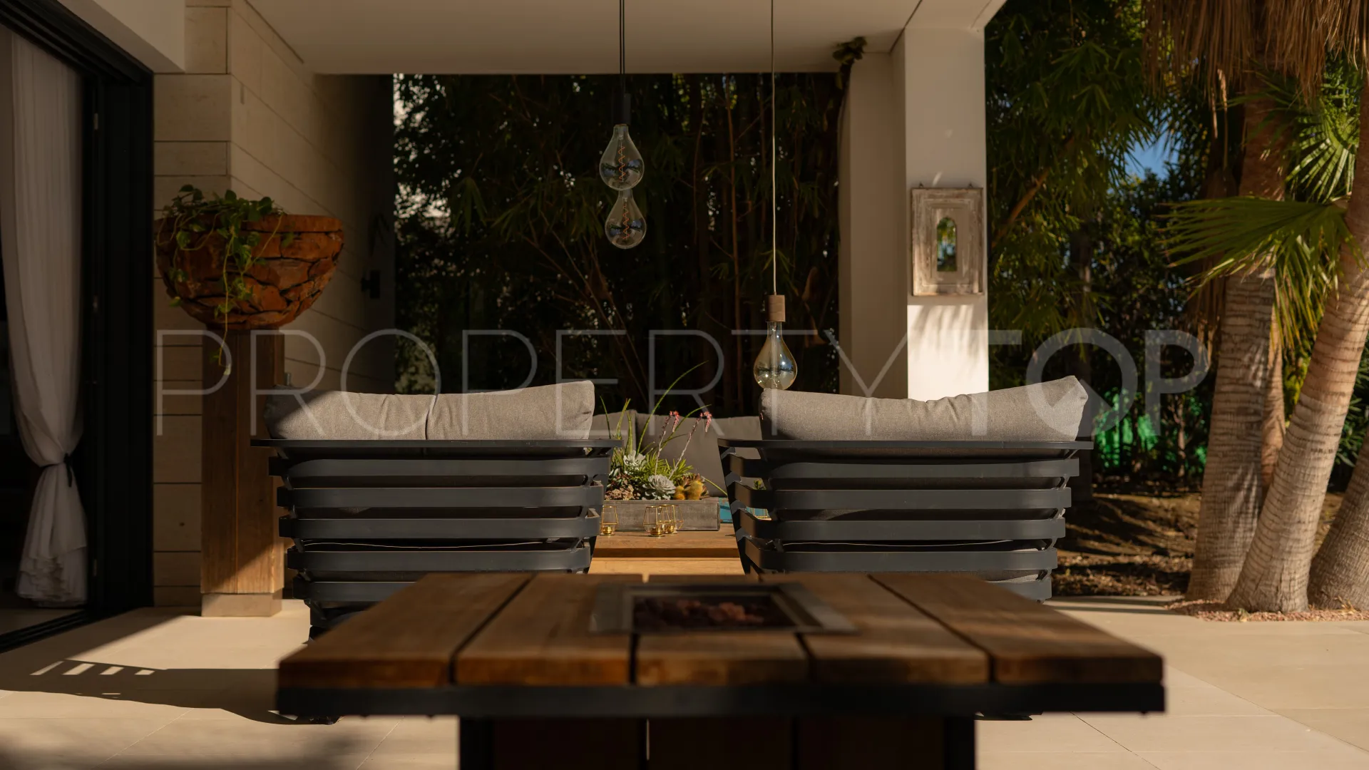 Buy Cala de Mijas villa