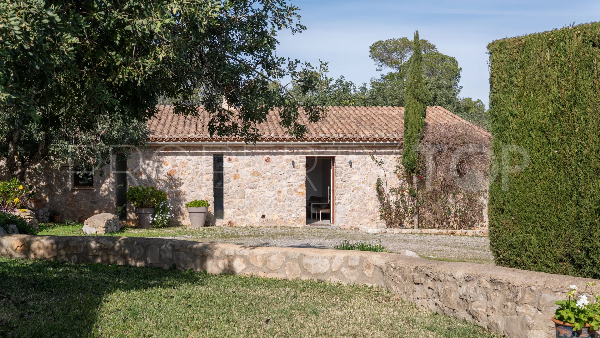 For sale villa in Petra with 7 bedrooms