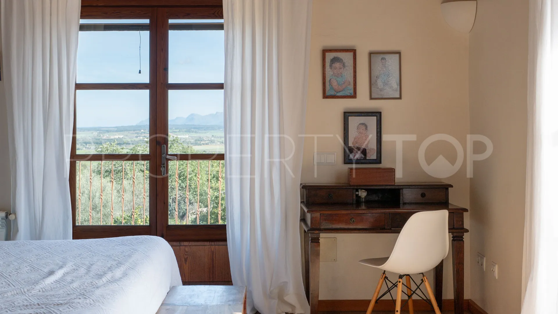 For sale villa in Petra with 7 bedrooms