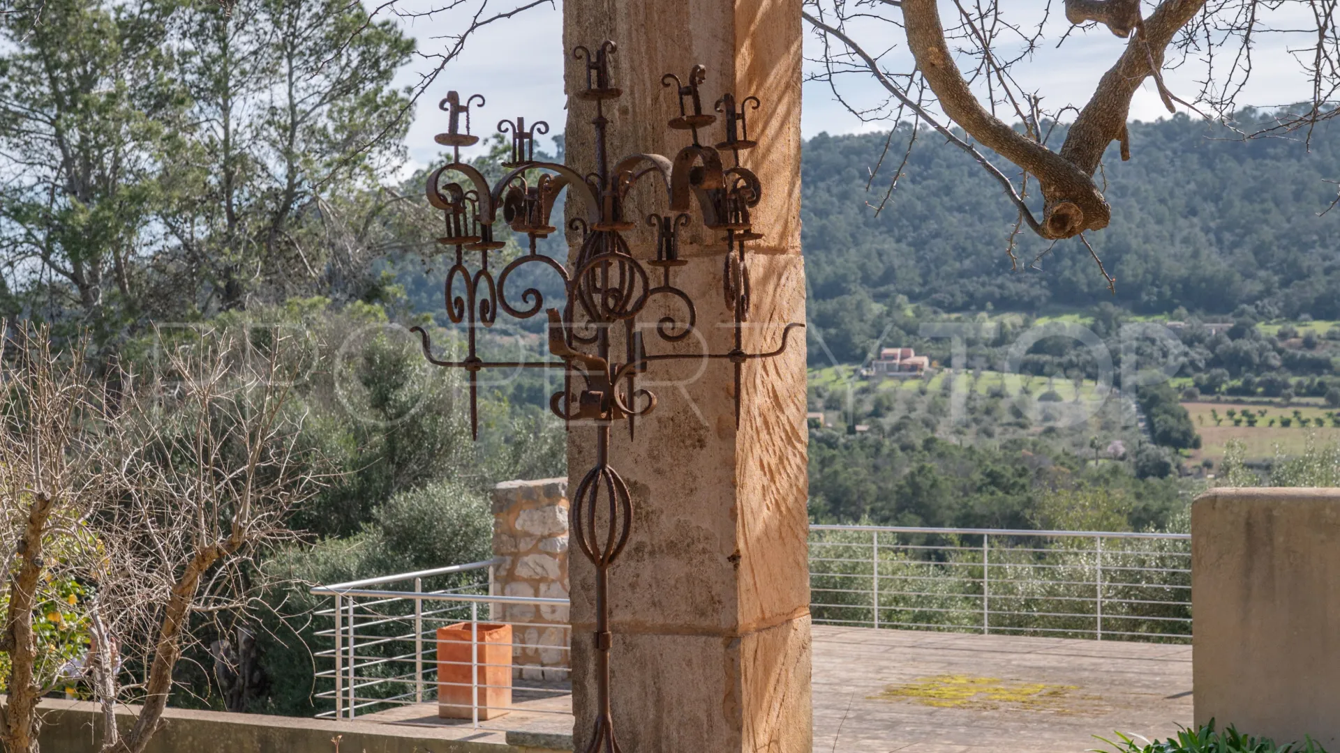For sale villa in Petra with 7 bedrooms