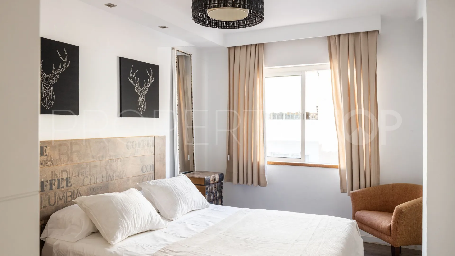 Apartment for sale in San Pedro de Alcantara with 3 bedrooms