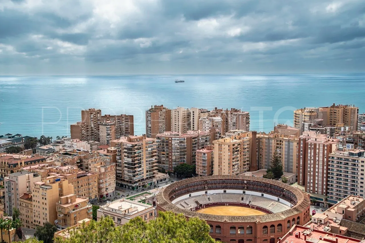 Commercial premises in Malaga for sale