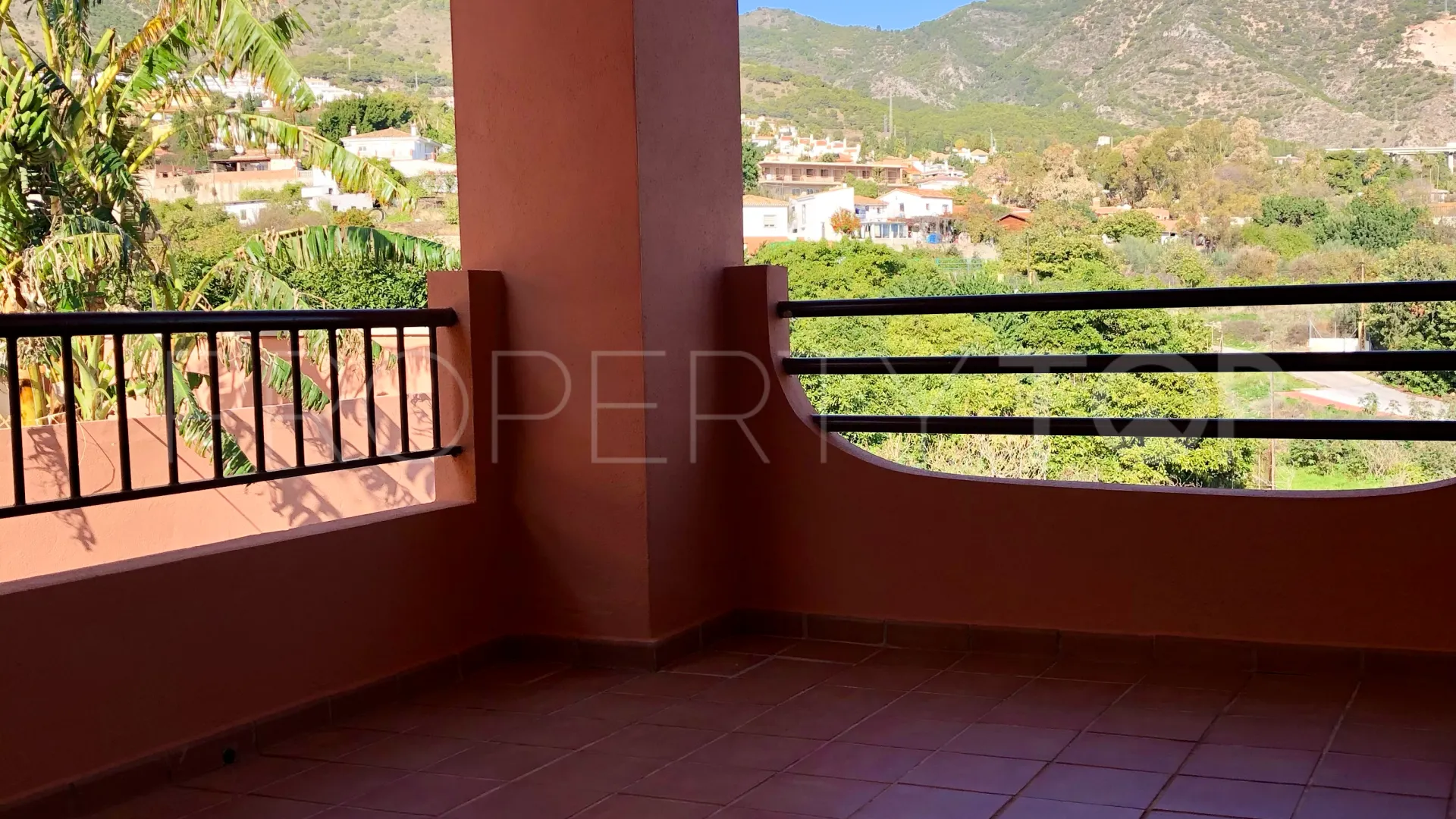 For sale chalet in Benalmadena Pueblo with 3 bedrooms