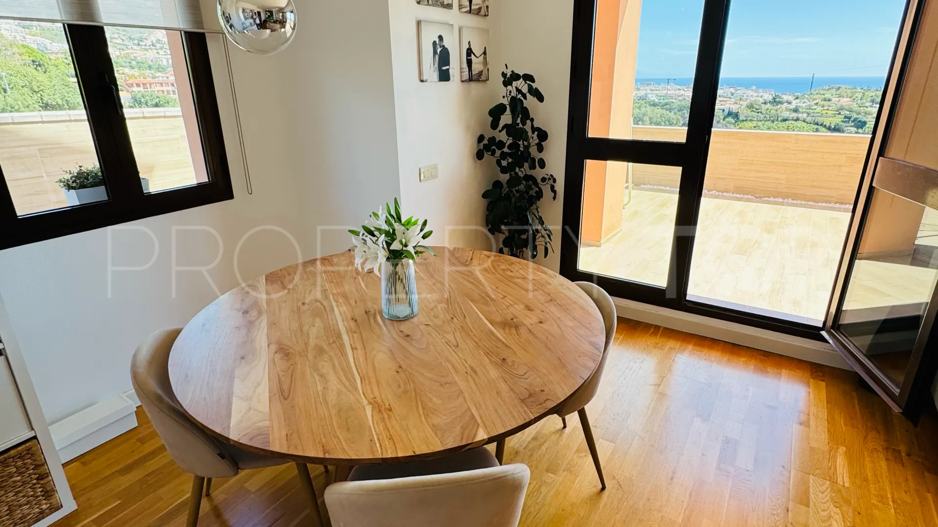 For sale chalet in Benalmadena Pueblo with 3 bedrooms