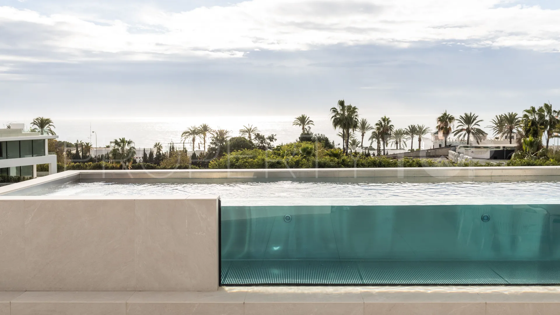 Villa en venta con 5 dormitorios en Marbella Golden Mile