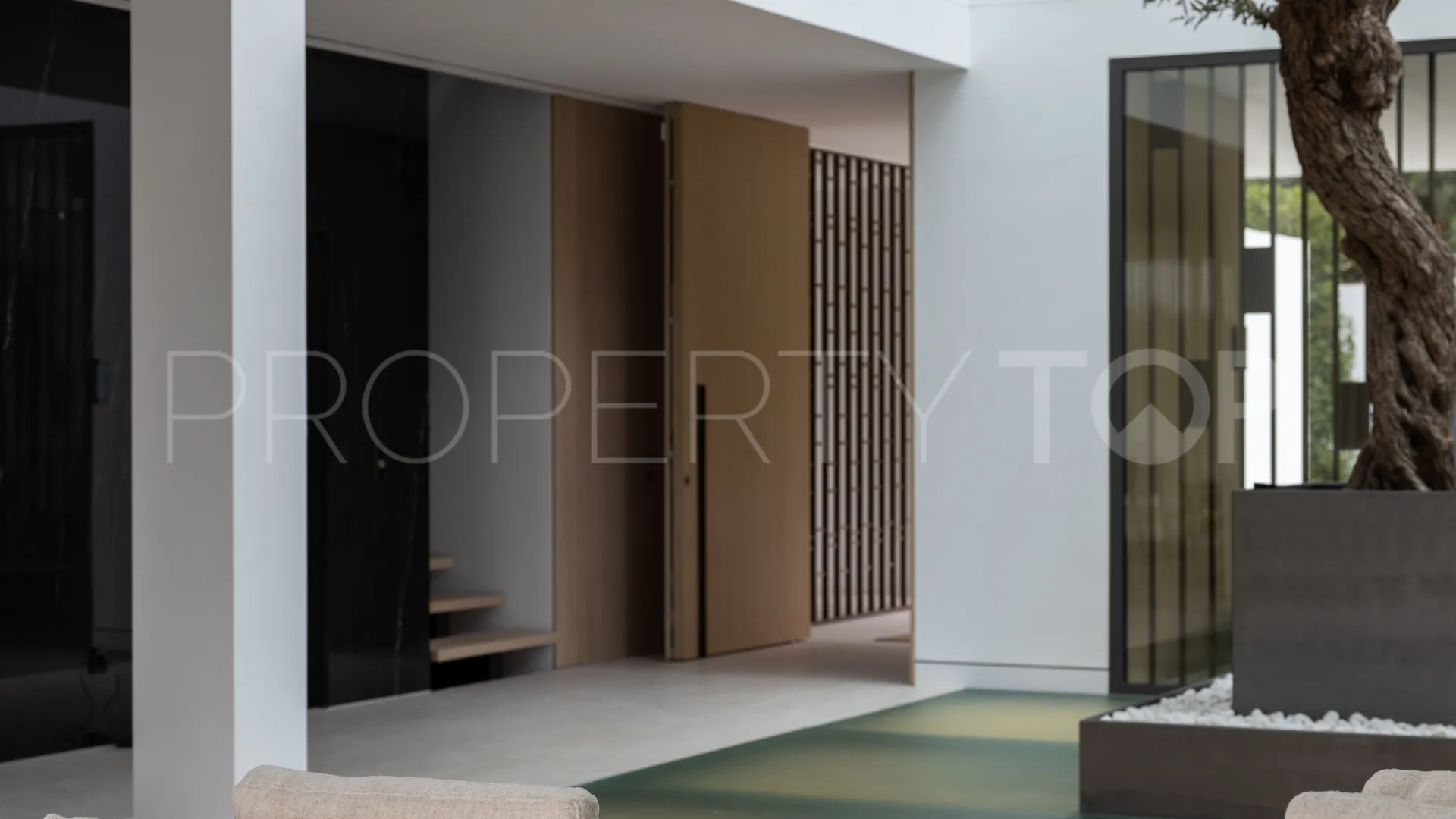 Villa en venta con 5 dormitorios en Marbella Golden Mile
