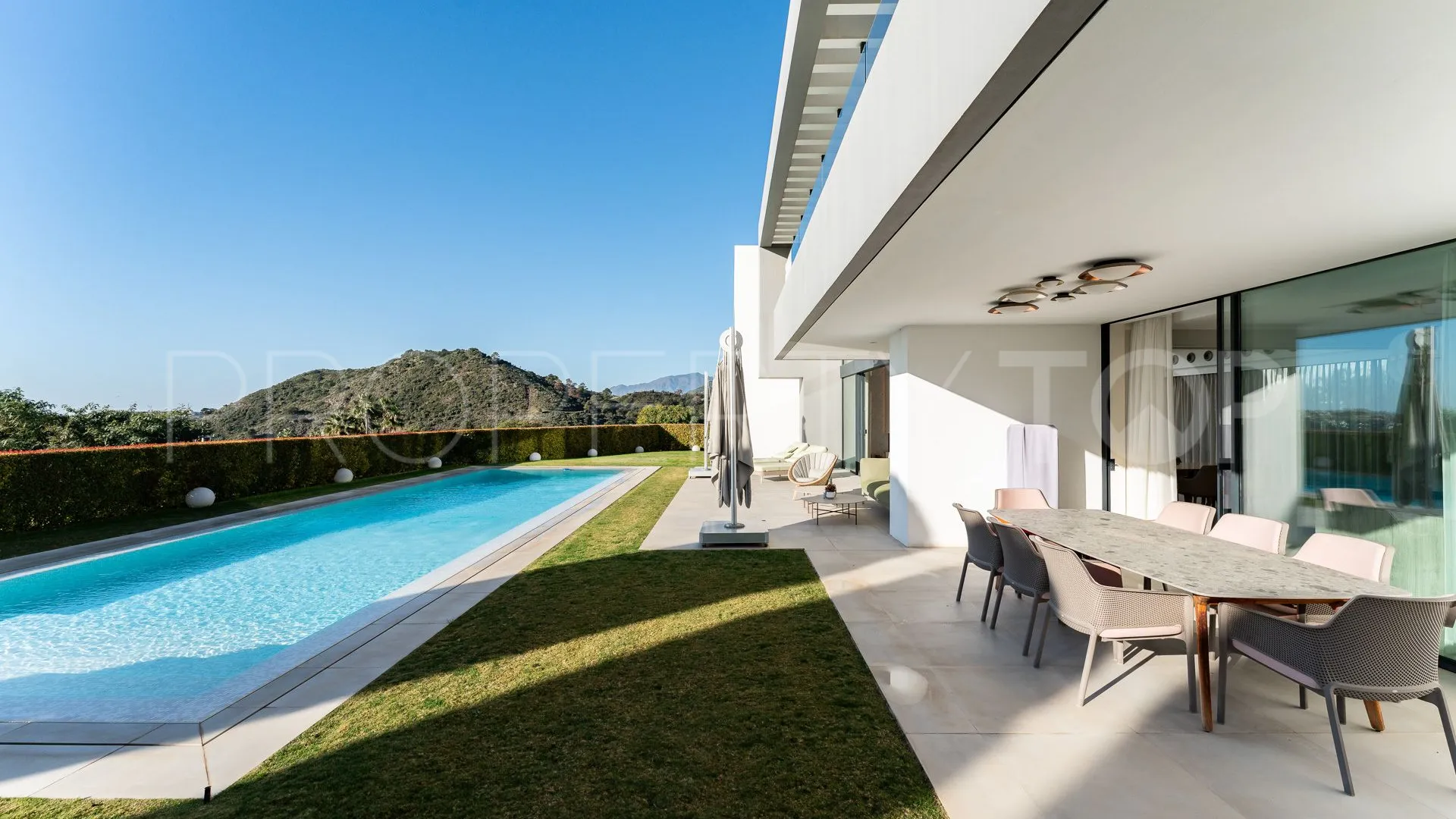Los Arqueros, villa de 6 dormitorios en venta