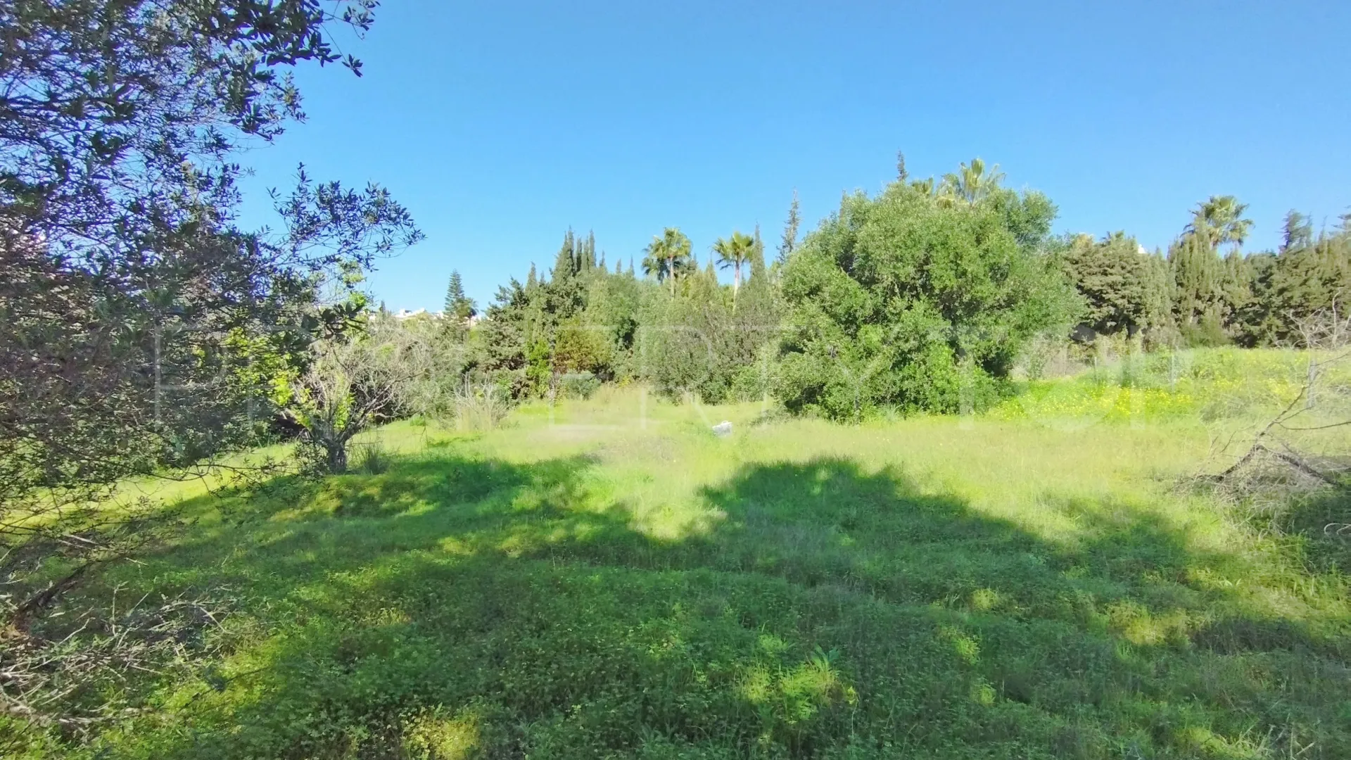 Comprar parcela residencial en Bel Air