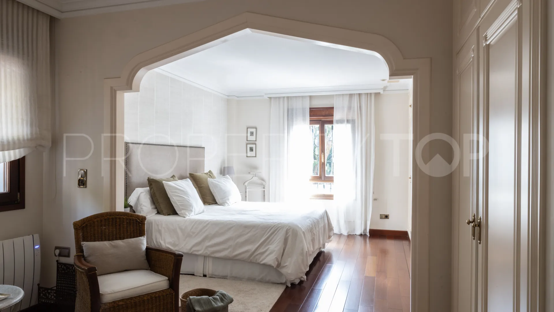 Malaga - Este, casa en venta de 6 dormitorios