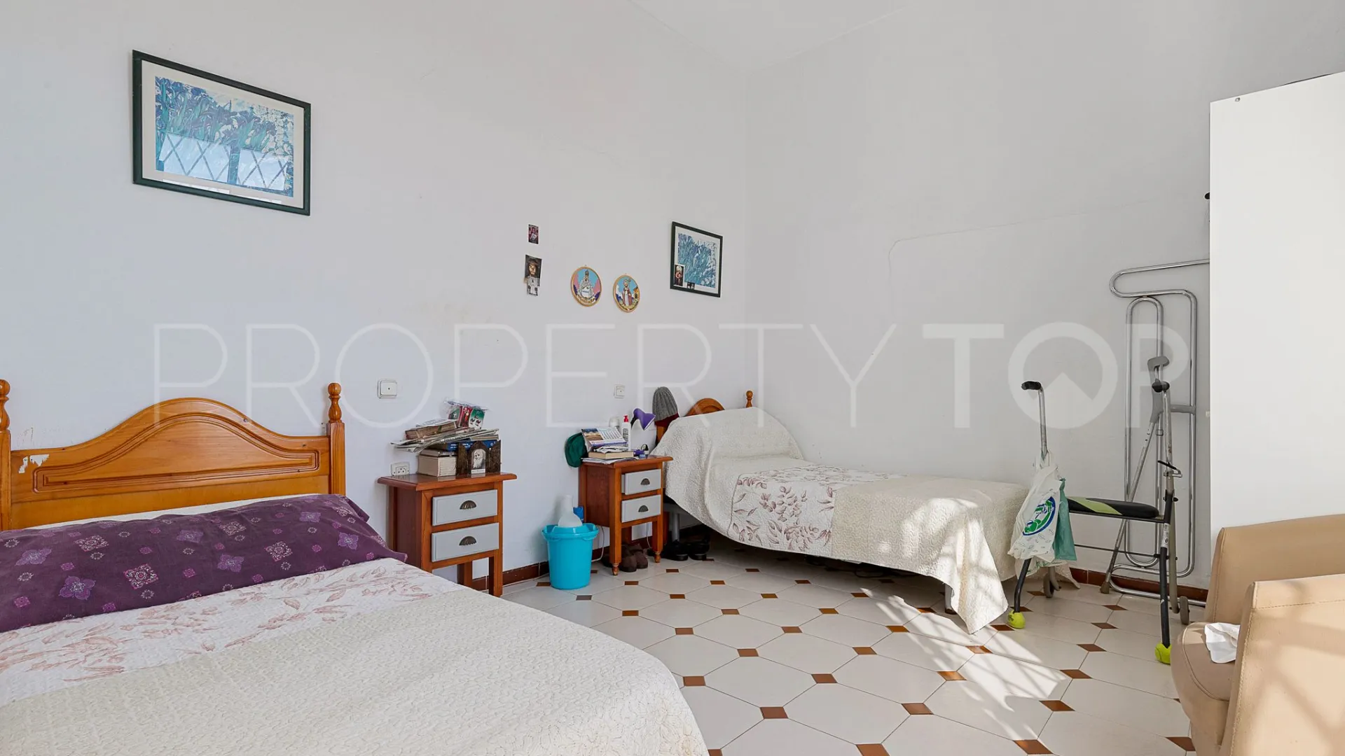 Puerto de la Torre, edificio singular a la venta