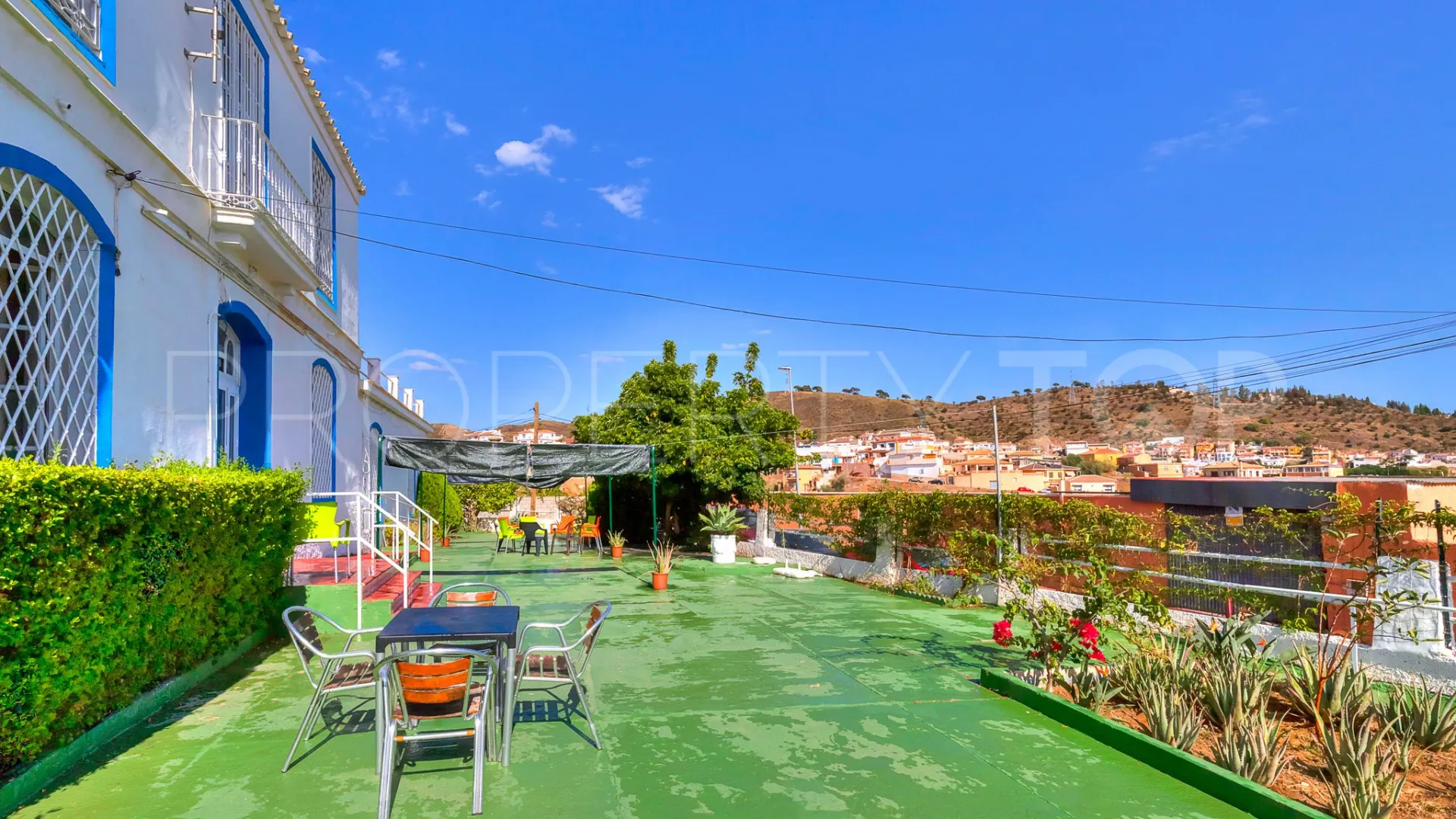 Puerto de la Torre, edificio singular a la venta