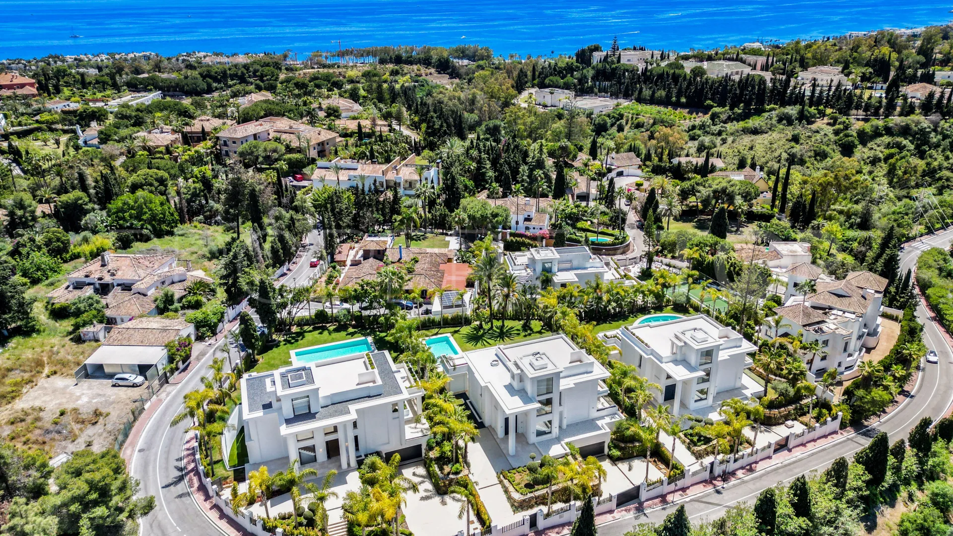 Villa for sale in Las Lomas del Marbella Club with 6 bedrooms