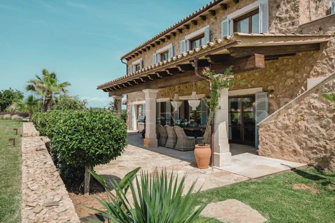 Casa con 4 dormitorios en venta en Santa Maria del Cami