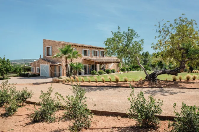 Casa con 4 dormitorios en venta en Santa Maria del Cami